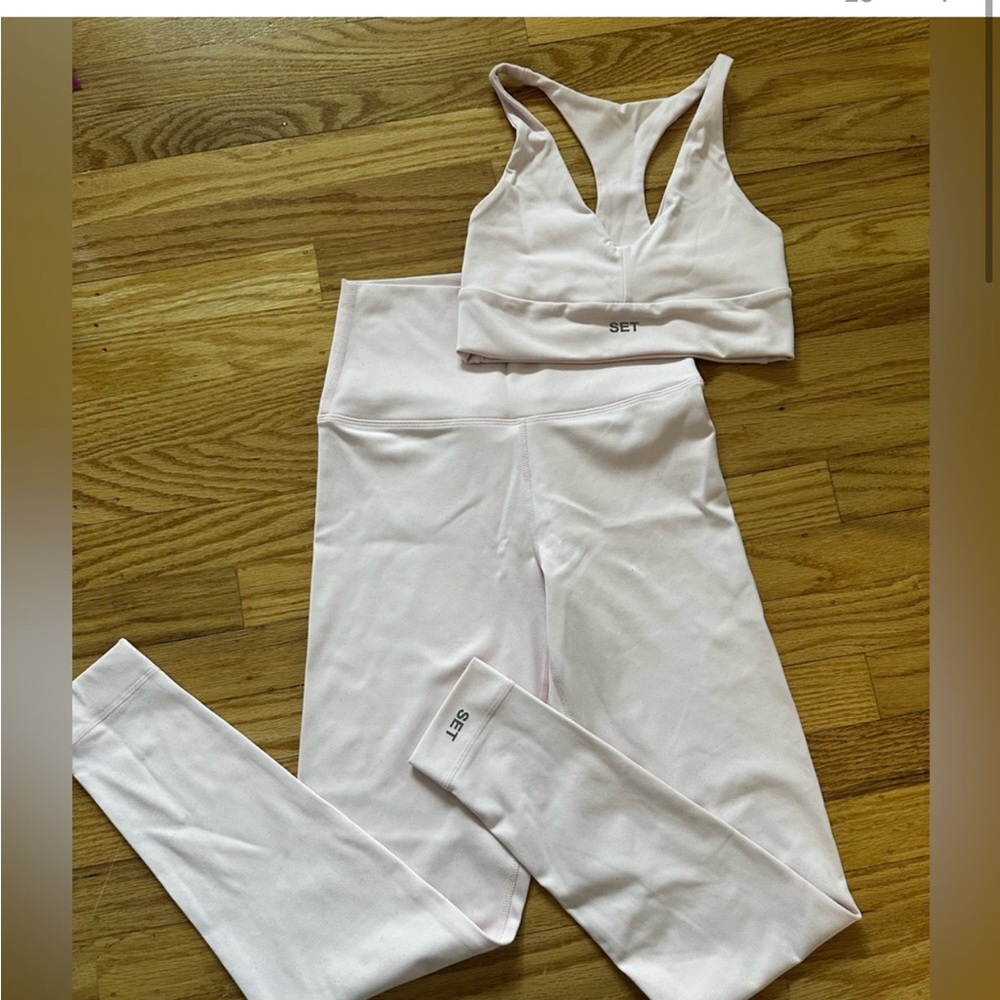 SET Active Light Pink Leggings and Sports Bra Set